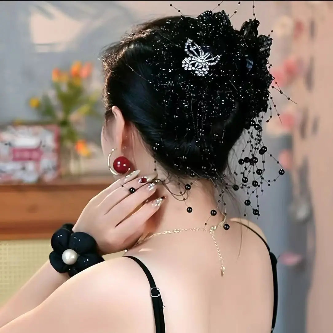 🔥【🦋Nuovi accessori per capelli 2025】Fermaglio per capelli con nappa a forma di farfalla e rosa