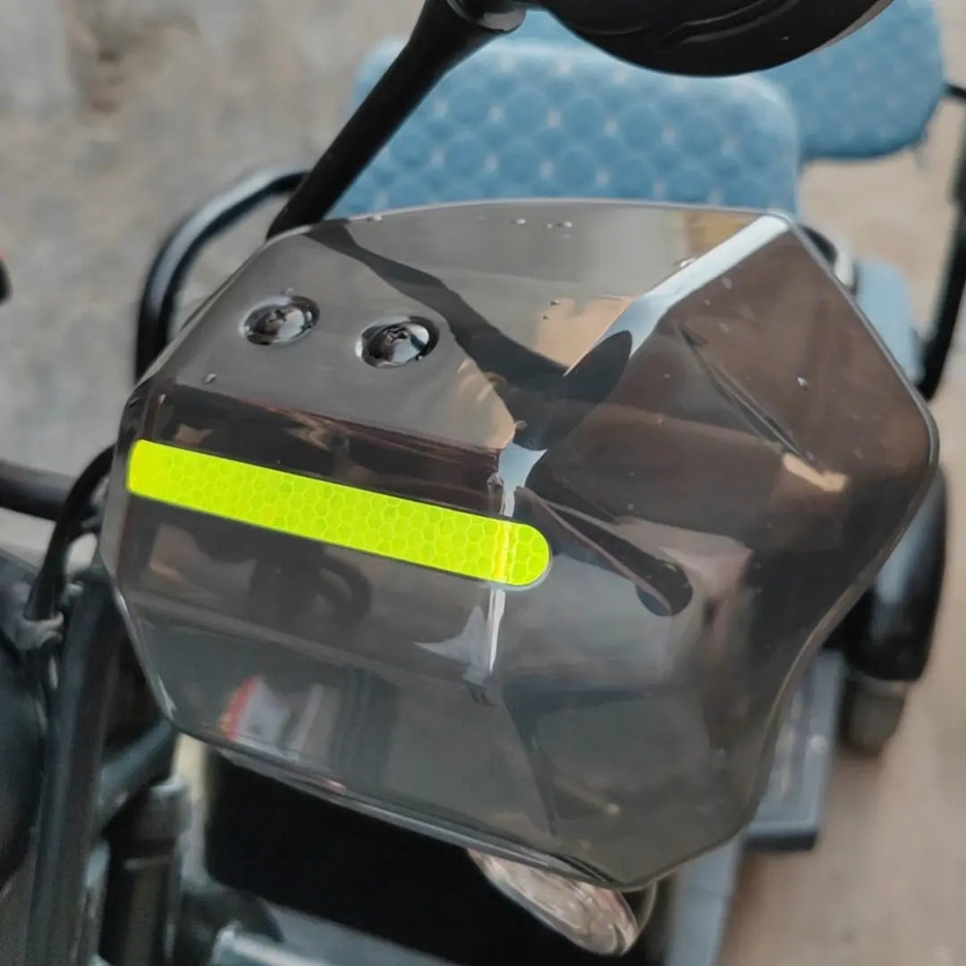 Motocyklový chránič rúk Návleky na riadidlá Predné sklo Predné sklo na ruky Predné čelné sklo Predné sklo na elektrický automobil Univerzálne príslušenstvo na úpravu čelného skla