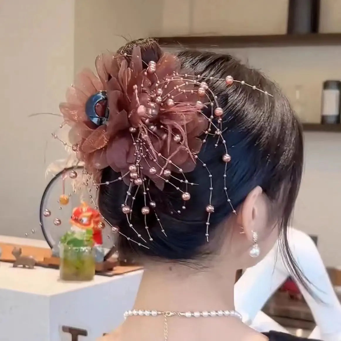 🔥【🦋Nuovi accessori per capelli 2025】Fermaglio per capelli con nappa a forma di farfalla e rosa