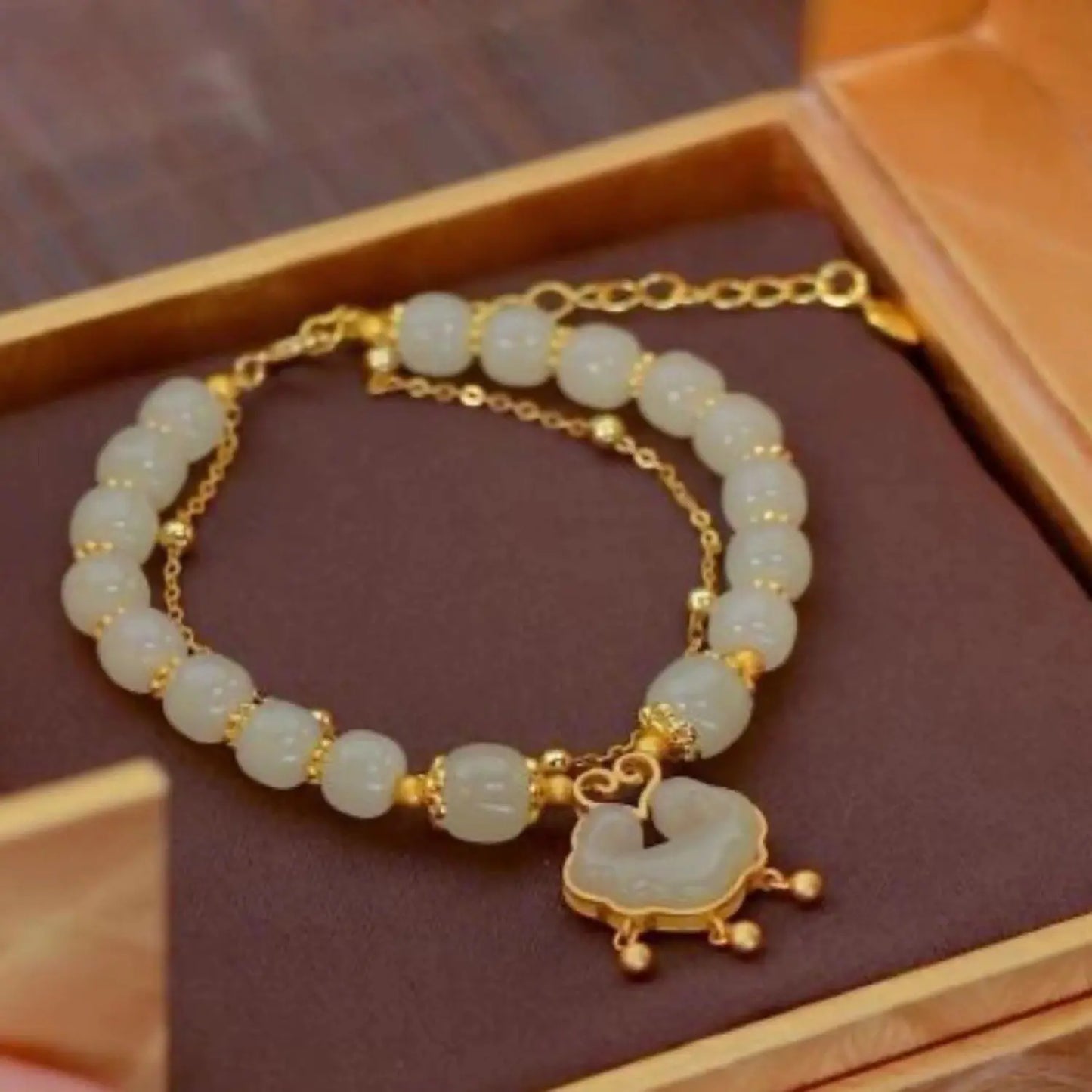 ✨Nova pulseira de jade Hetian dourada