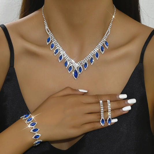 💎Nuova ed elegante collana, bracciale e orecchini con strass