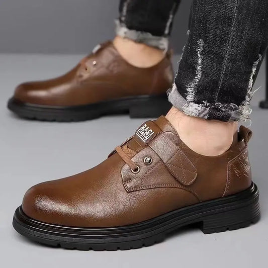 【39-44】 Sapatos sociais casuais em pele para homem.