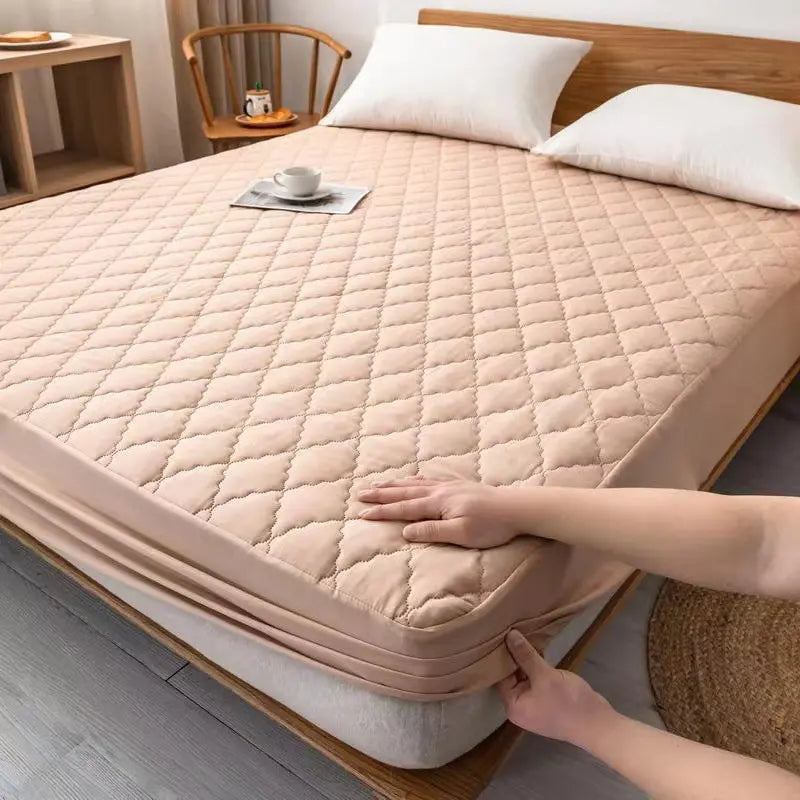 【180*200cm】🛏Capa de colchão impermeável com forro em lã e fixadores em algodão, ideal para o quarto.