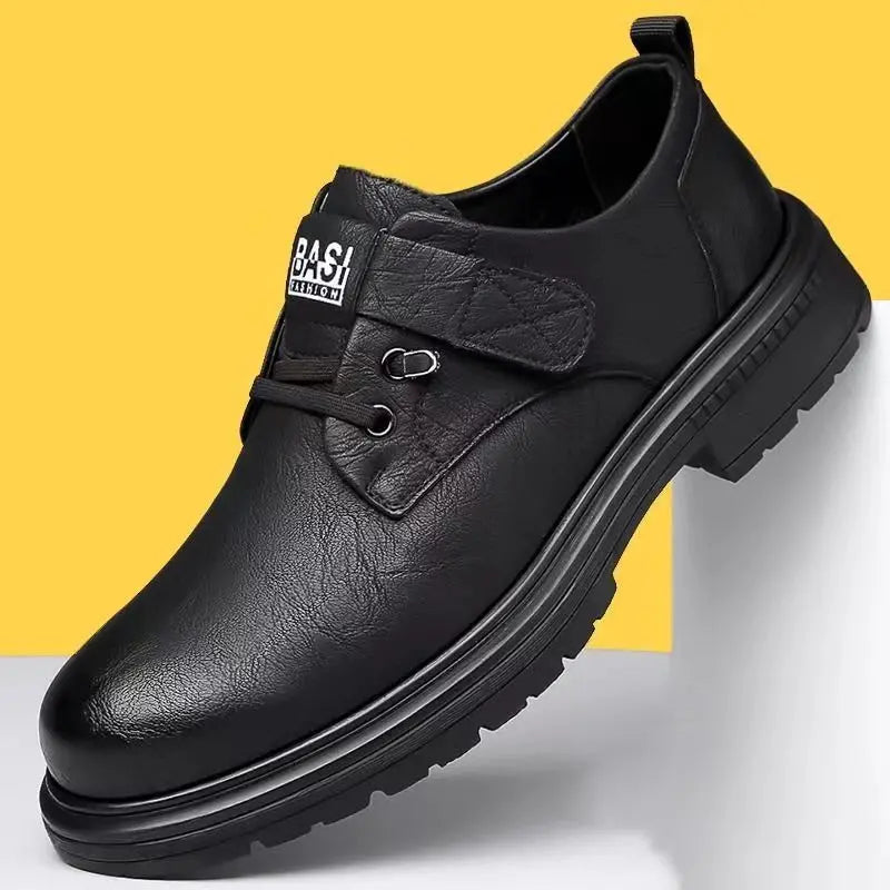 【39-44】 Sapatos sociais casuais em pele para homem.